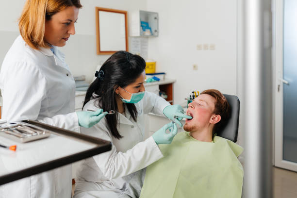Best Emergency Tooth Extraction  in Continental, OH